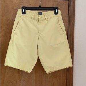 Gap men’s khaki shorts size 28